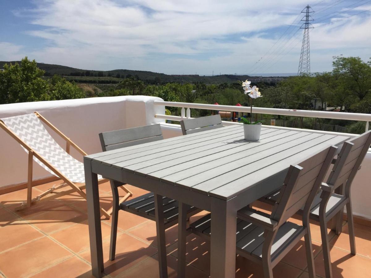 2152-modern With Private Appartement