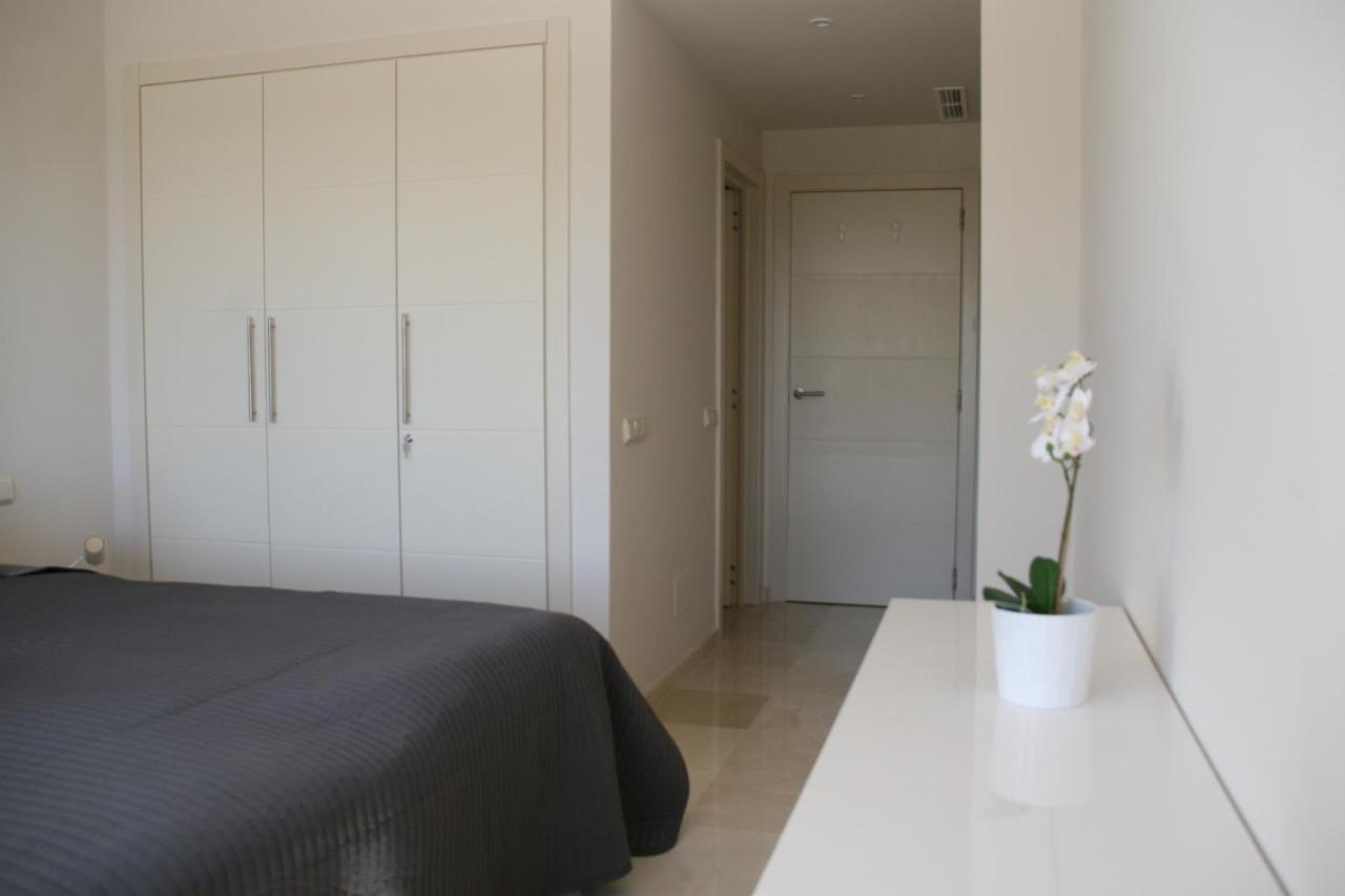 2152-modern With Private Appartement